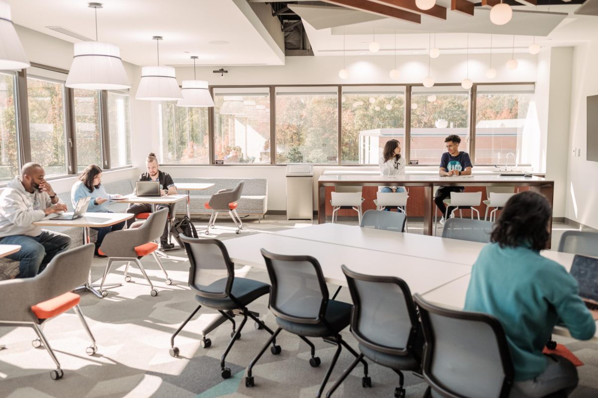 A new computer lab and study space is open on the fourth floor of the Florestano building.